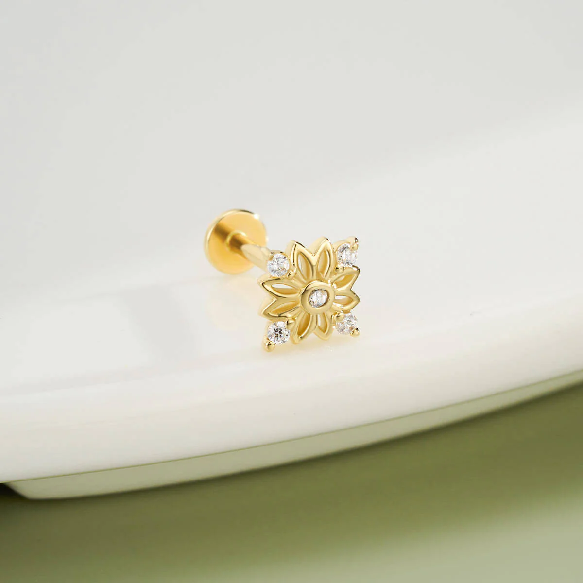 14K Gold Symmetric CZ Flower Threadless Cartilage Stud - Image 3