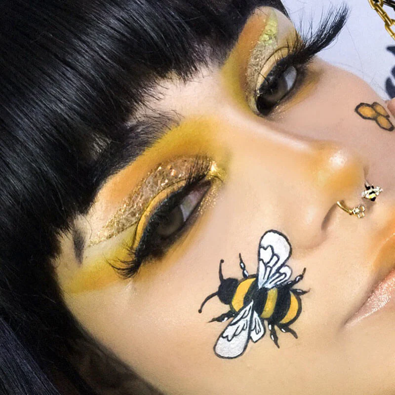 Honeybee Septum Daith Ring - Image 3