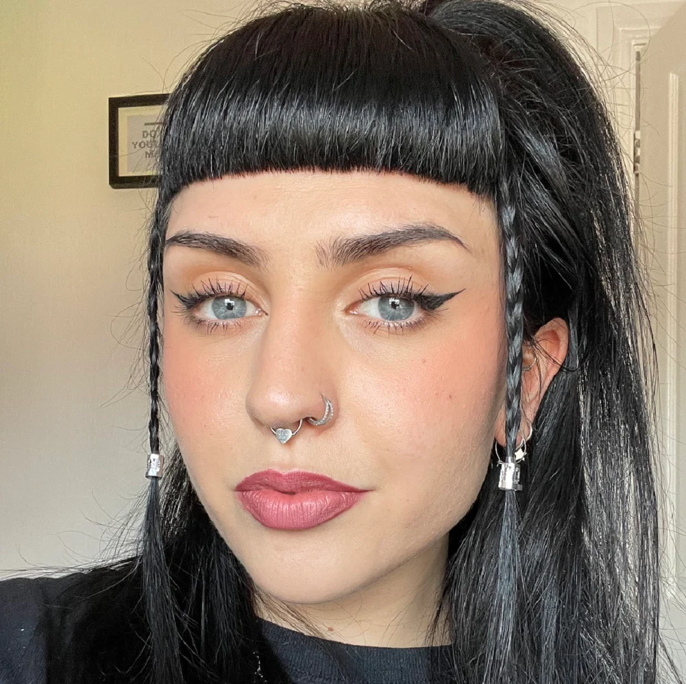 20G CZ Double Hoop Segment Nose Ring - Image 5