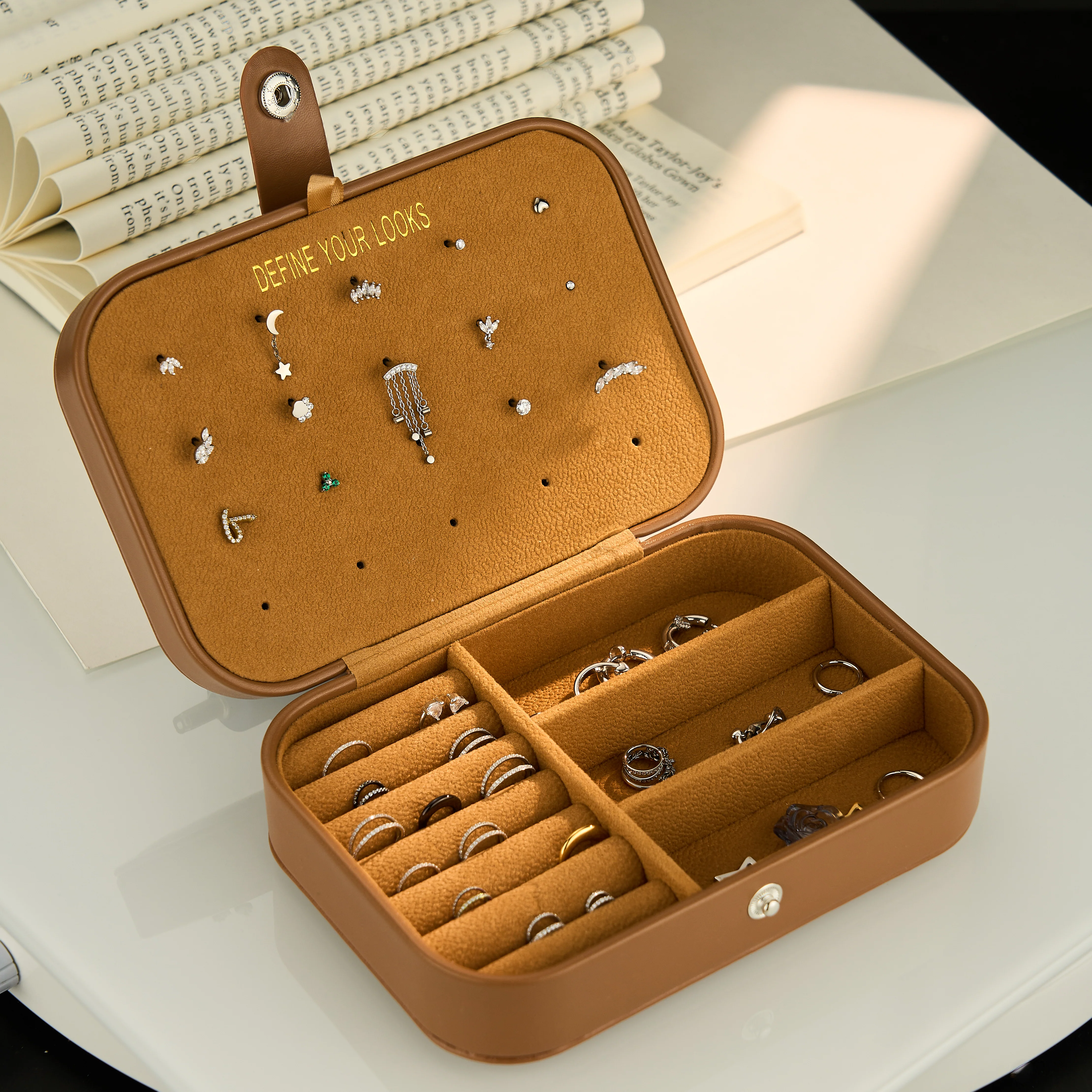 Oufer Storage Jewelry Case - Image 4